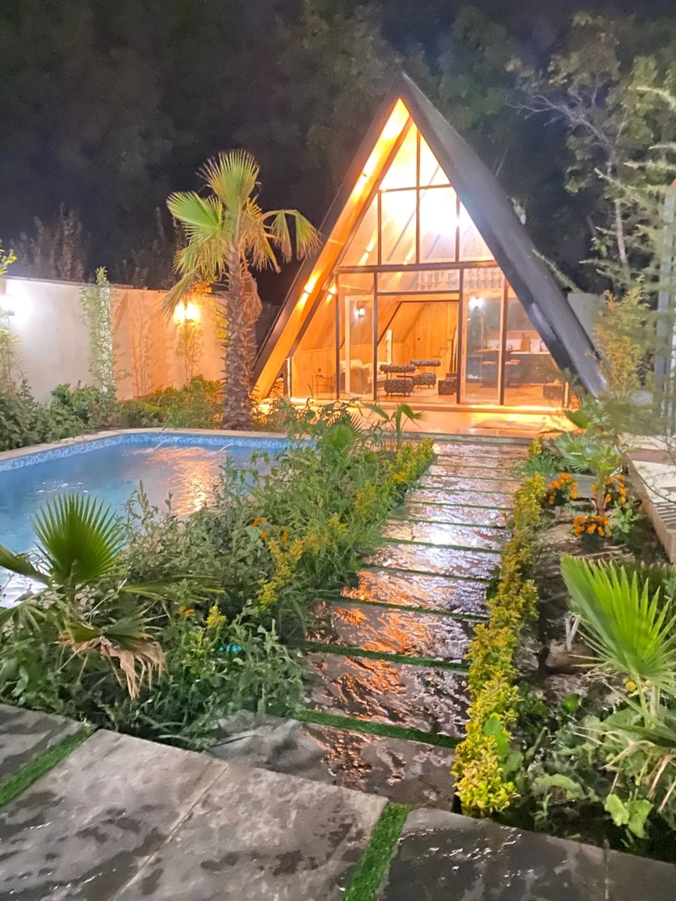 کلبه سوئیسی «لارا» – آرامشی لاکچری در سهیلیه