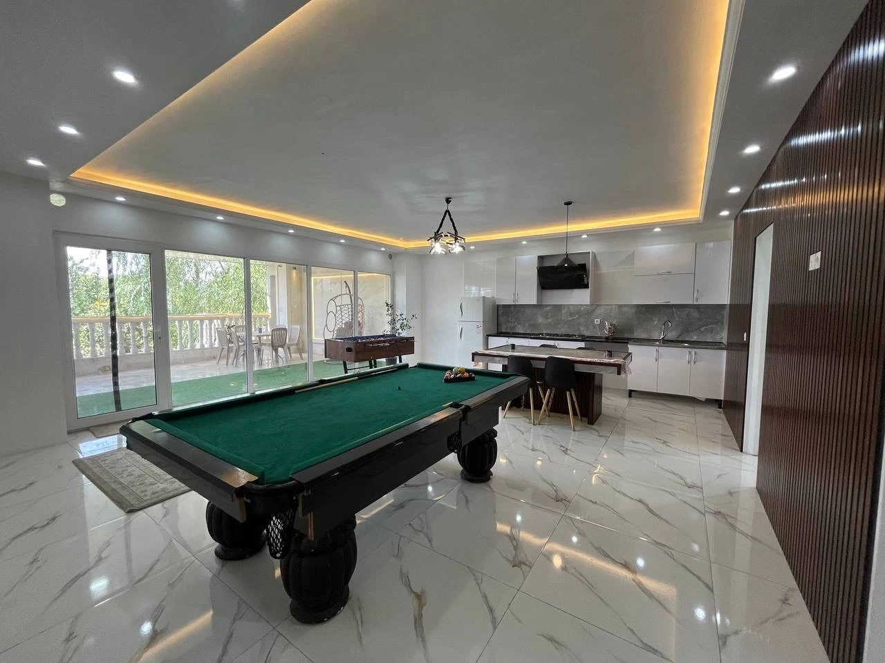 باغ ویلا مانی - شاه نشینی مملو از آرامش در شهریار