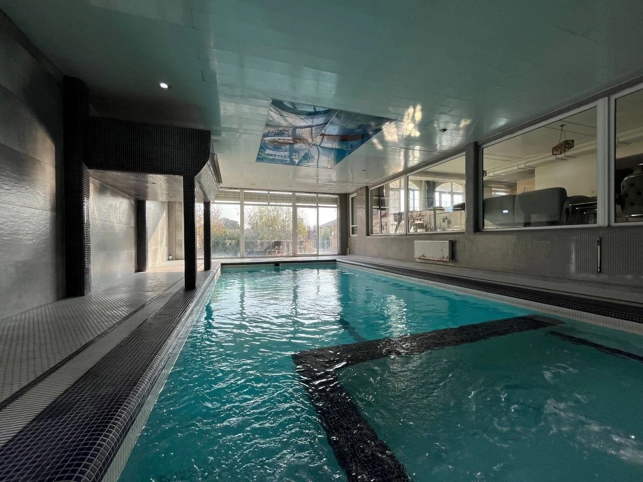 باغ ویلا پاریس - تجربه ای متفاوت برای مهمانی های شما در شهریار